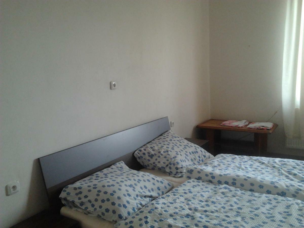 Apartmán Ella - Tábor -CZ - U stadionu míru 1735 Exterior foto